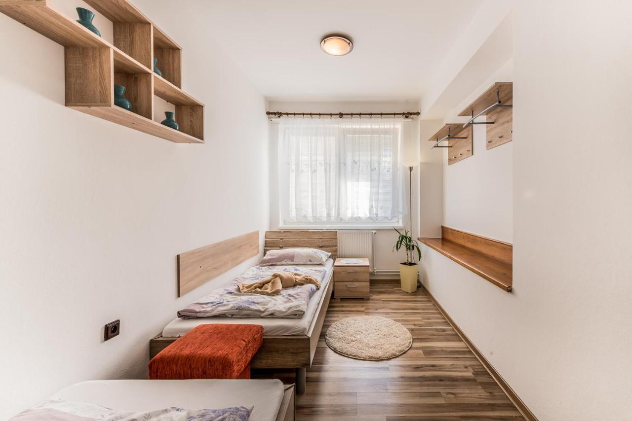 Penzion Blesk Ruzomberok Extérieur photo