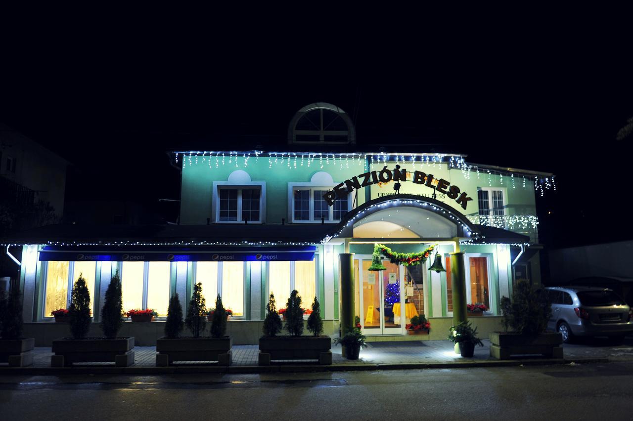 Penzion Blesk Ruzomberok Extérieur photo