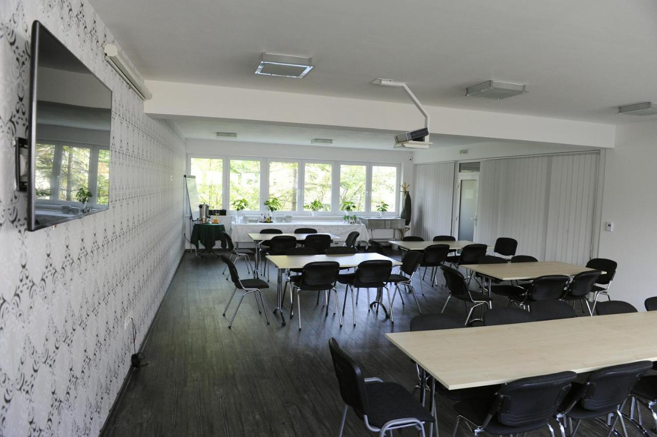 Penzion Blesk Ruzomberok Extérieur photo