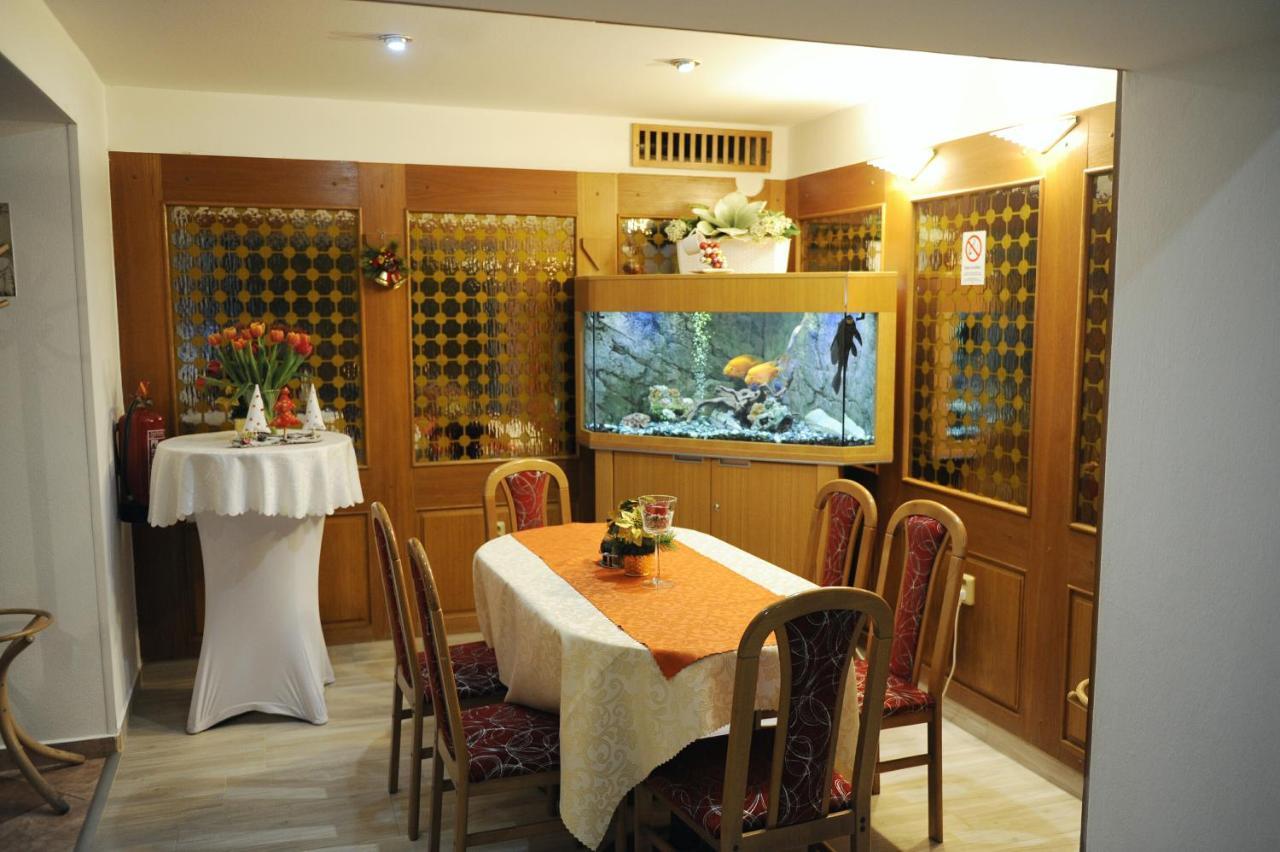 Penzion Blesk Ruzomberok Extérieur photo