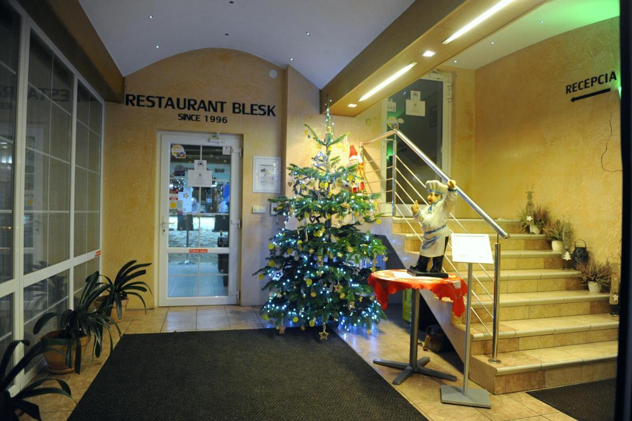 Penzion Blesk Ruzomberok Extérieur photo