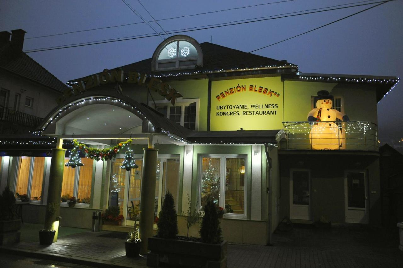 Penzion Blesk Ruzomberok Extérieur photo