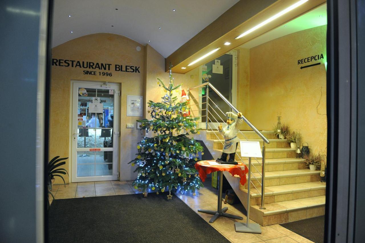 Penzion Blesk Ruzomberok Extérieur photo