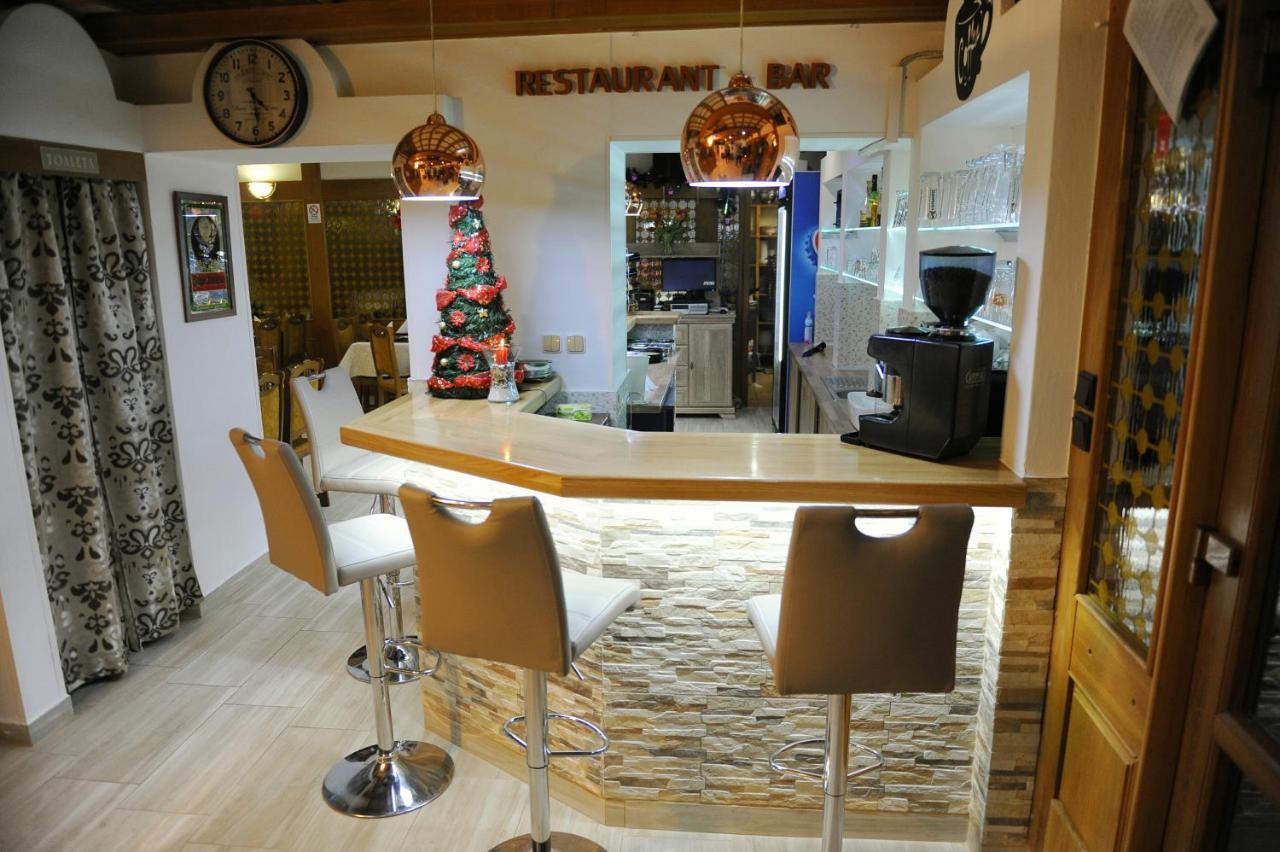 Penzion Blesk Ruzomberok Extérieur photo